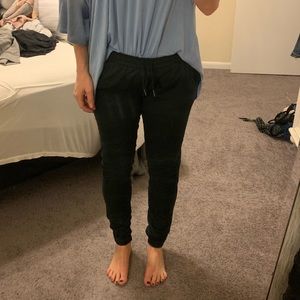 Outdoor Voices Joggers